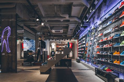 hypebeast shoe store